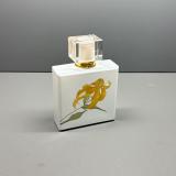 Fancy white rectangle glass perfume bottle with acrylic cap crimp on fine mist spray bottle